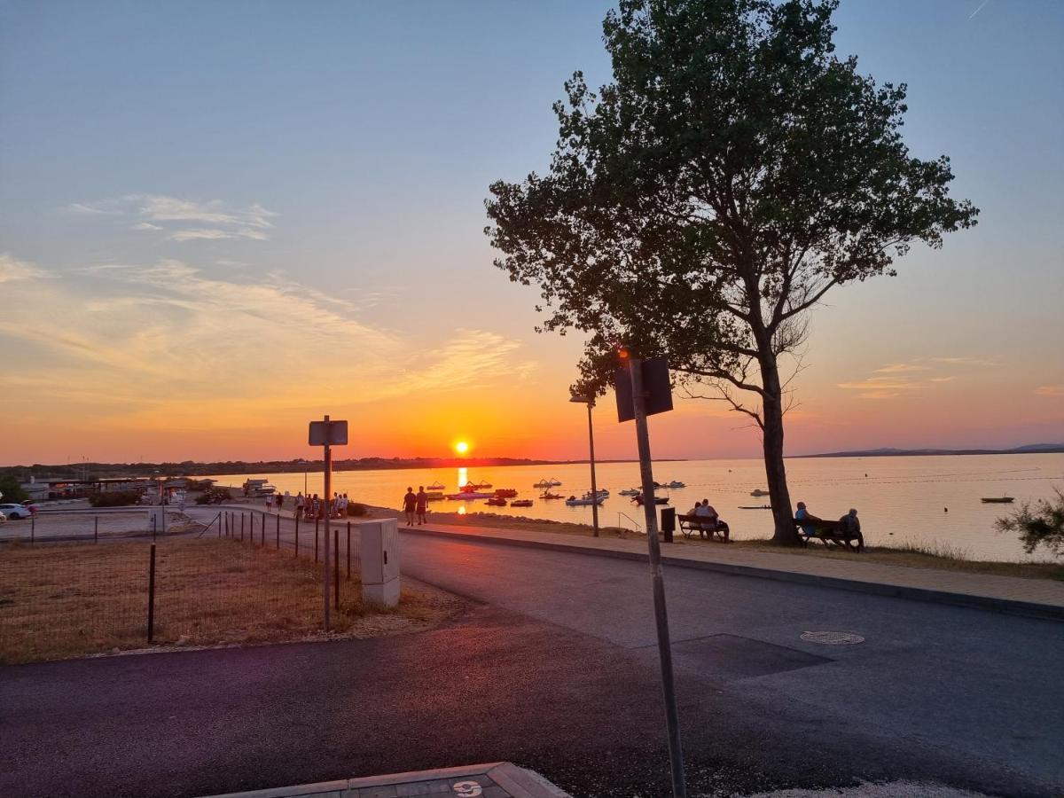 Apartmán Golden Nin Exteriér fotografie